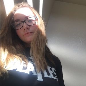 Meet your Posher, Kayla